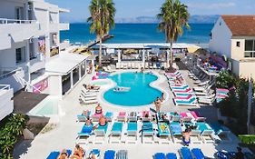 Quayside Village Hotel