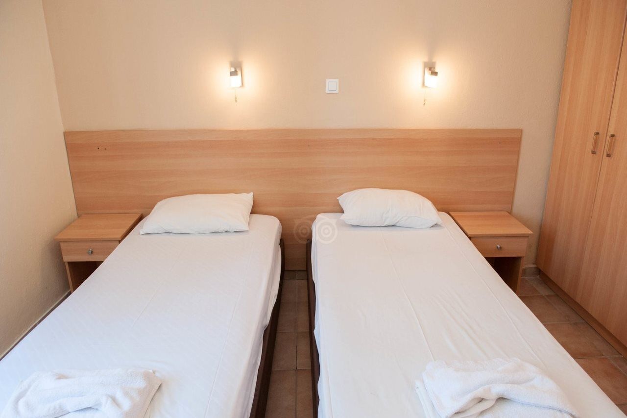 Quayside Village Hotel Kávos Extérieur photo
